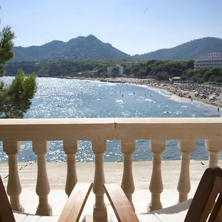 Cap Vermell