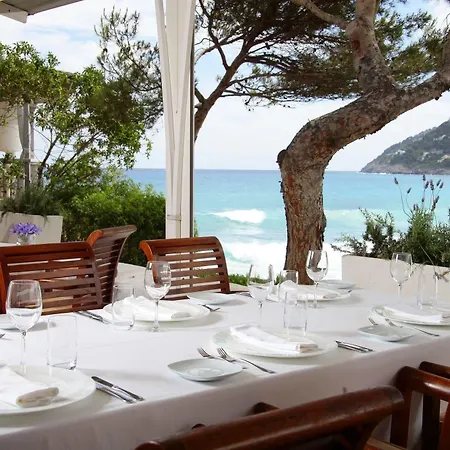 Cap Vermell