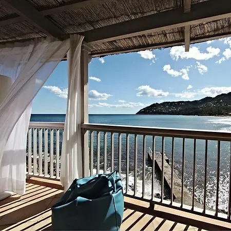 Cap Vermell 3*